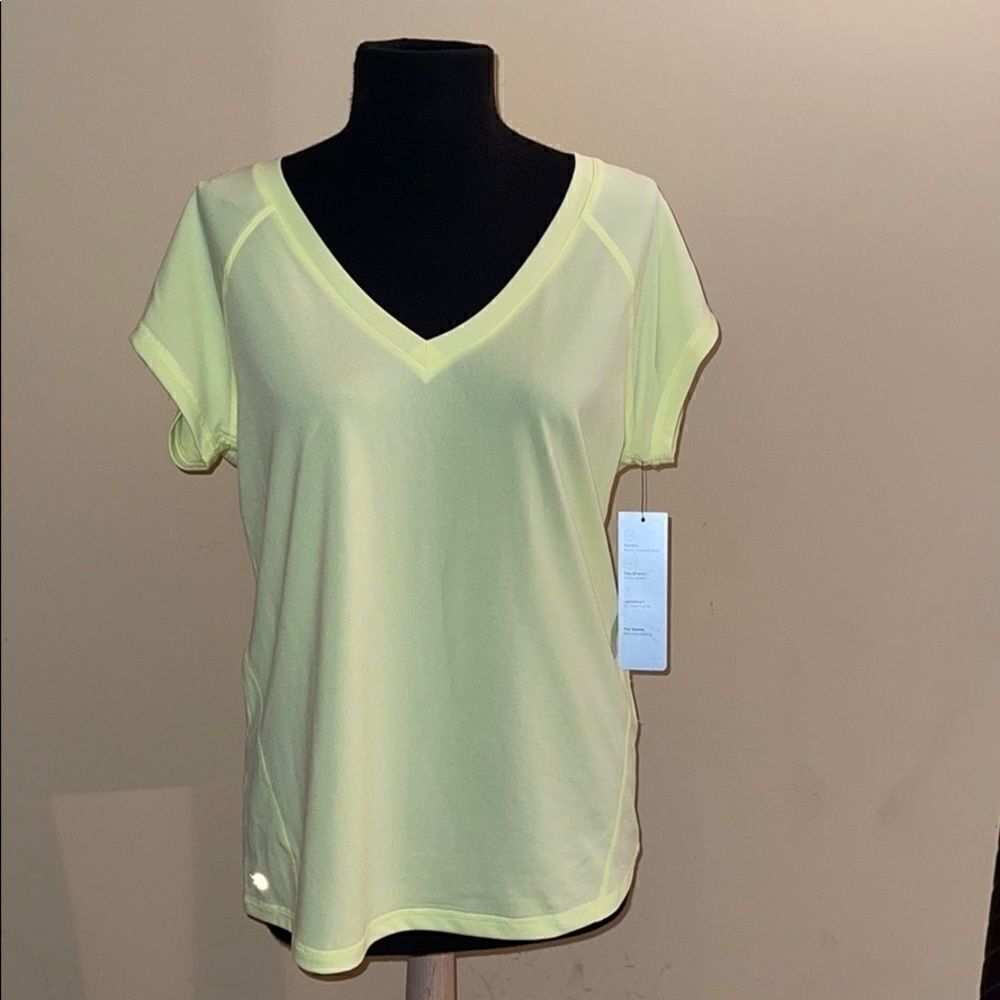NWT Ideology activewear shirt v neck short sleeve